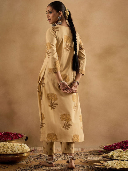 Floral Printed V-Neck Pleated Pure Cotton A-Line Kurta With Trouser