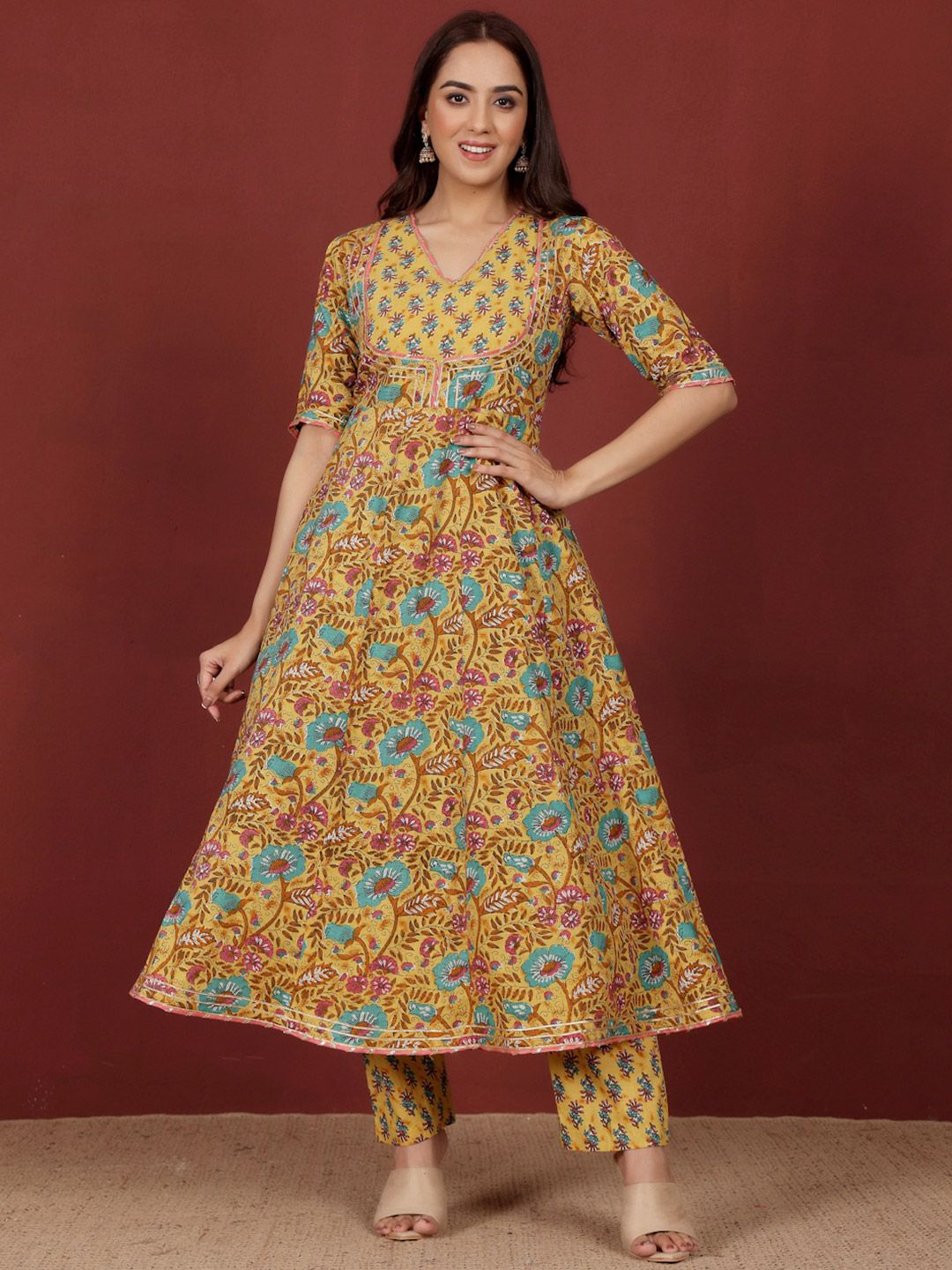 Dhiyona VA Women's Floral Printed Regular Gotta Patti Pure Cotton Kurta, Trousers with Dupatta
