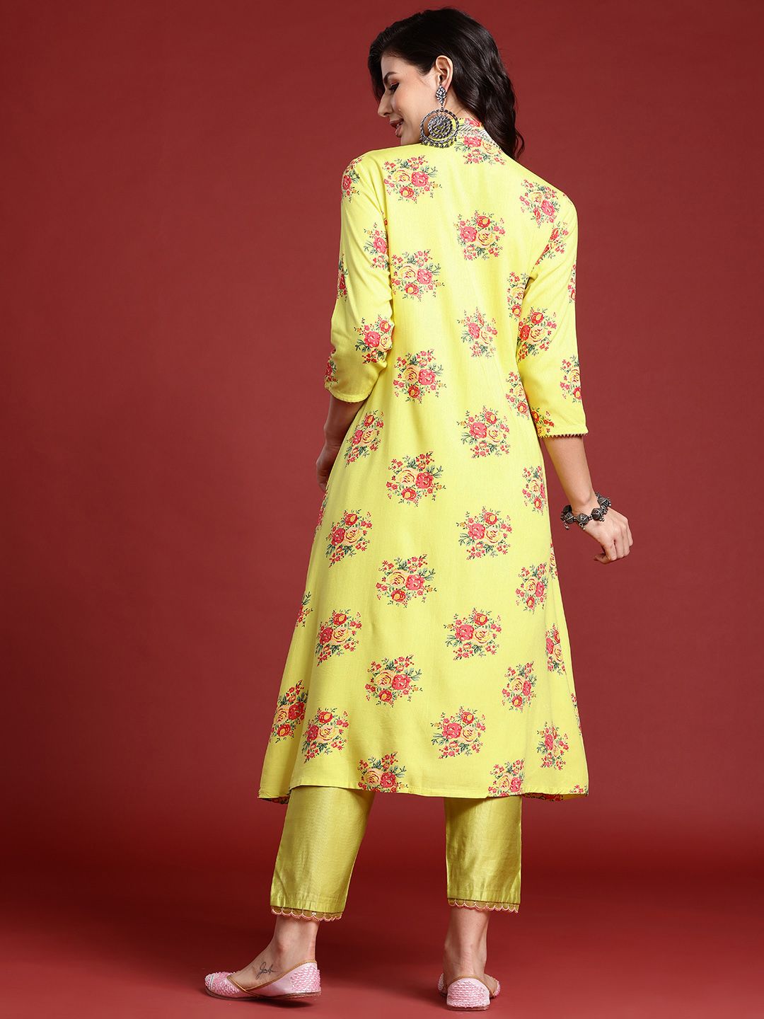 Dhiyona IE Zari Embroidered Floral Printed Gota Patti Detailed A-Line Kurta
