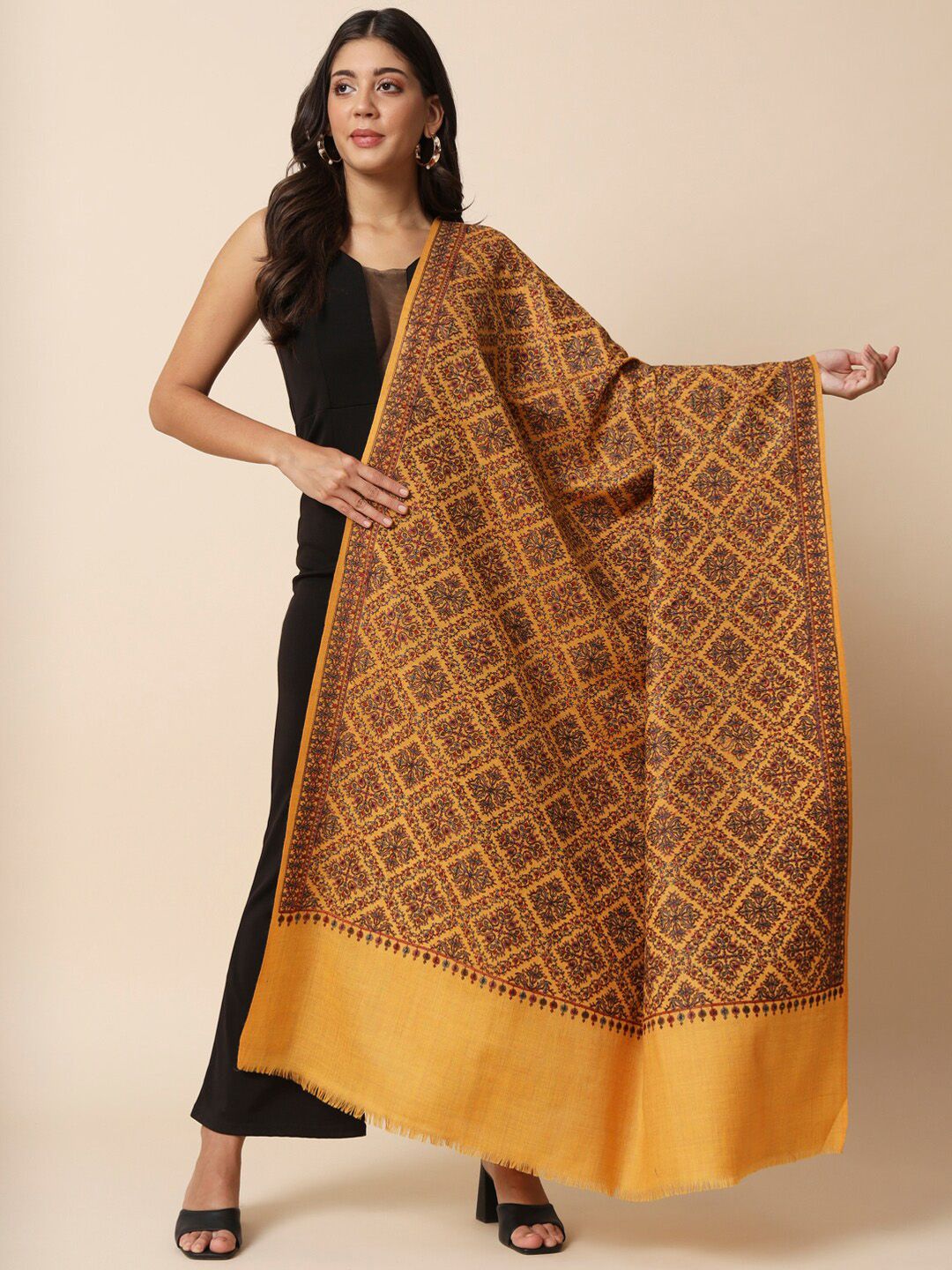 Dhiyona PA Floral Embroidered Pure Wool Shawl