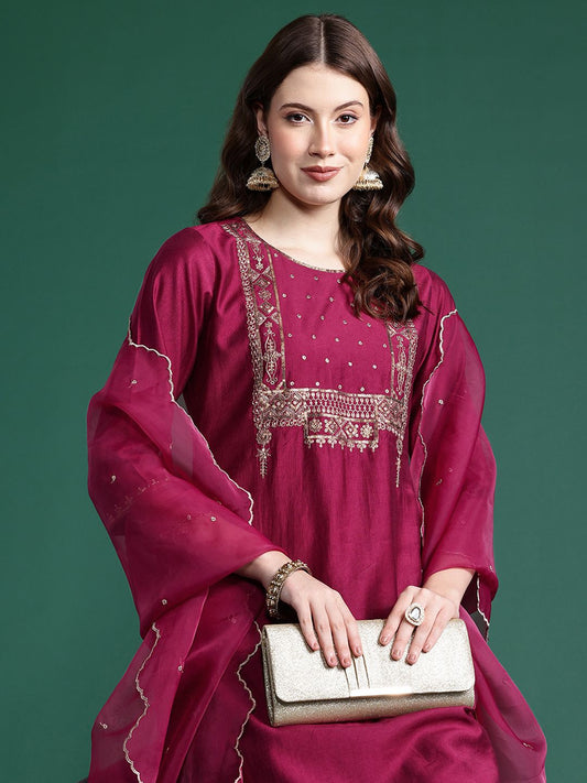 Dhiyona IE Women Embroidered Straight Kurta Set