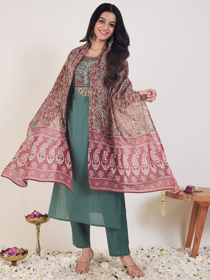 Ethnic Motifs Embroidered Thread Work Straight Kurta With Trouser & Dupatta