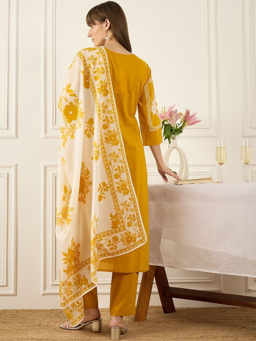 Women Floral Printed Regular Mirror Work Pure Cotton Kurta with Trousers & With Dupatta