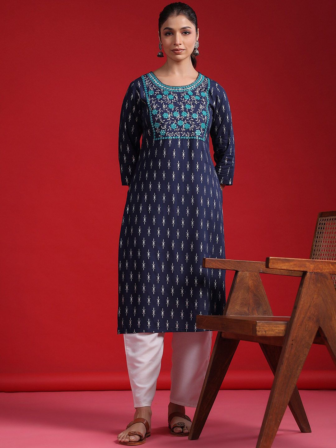 Dhiyona IE Ethnic Motifs Round Neck Regular Mirror Work Straight Kurta Kurta