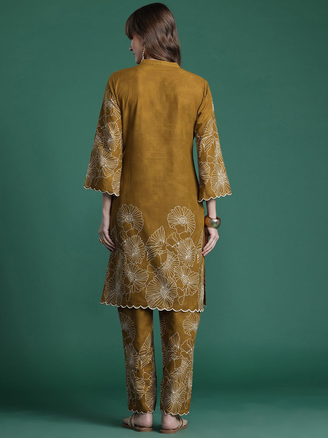 Floral Embroidered Thread Work Pure Cotton Kurta with Trousers