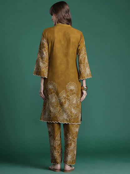 Floral Embroidered Thread Work Pure Cotton Kurta with Trousers