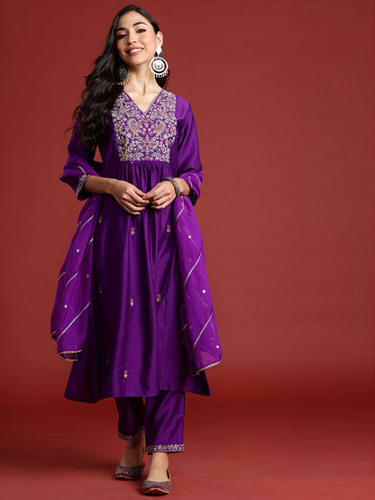 Dhiyona IE Floral Embroidered Pleated Aari Work Liva Kurta With Trousers & Dupatta