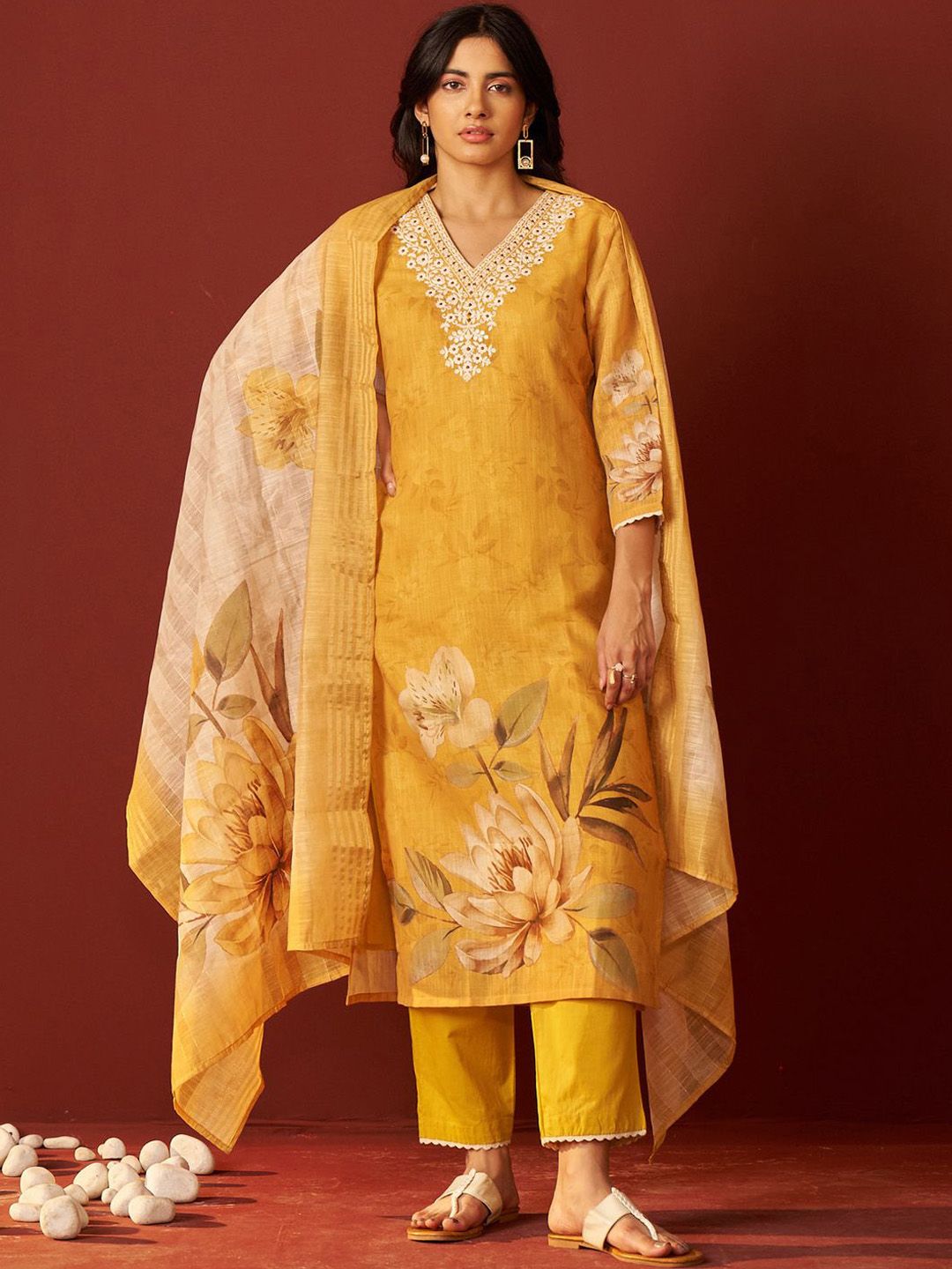 Women Floral Embroidered Cotton Kurta with Trousers & Dupatta