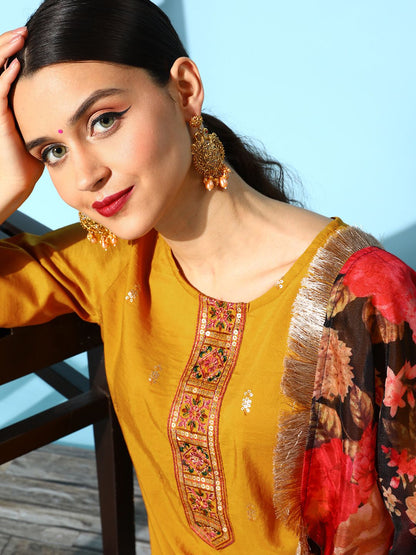 Dhiyona VA Women's Ethnic Motifs Silk Blend Hyper Texture Kurta Set