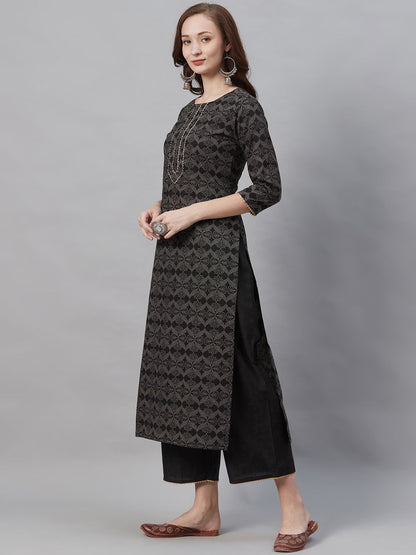 Women Black & Grey Printed Kurta with Palazzos