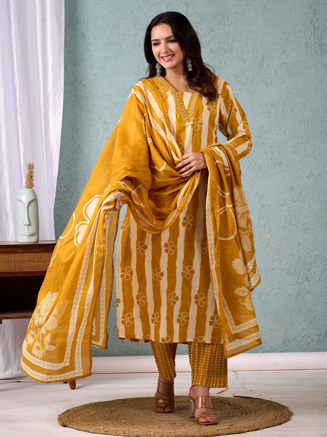 Dhiyona VA Women's Striped Regular Pure Cotton Kurta with Trousers & With Dupatta