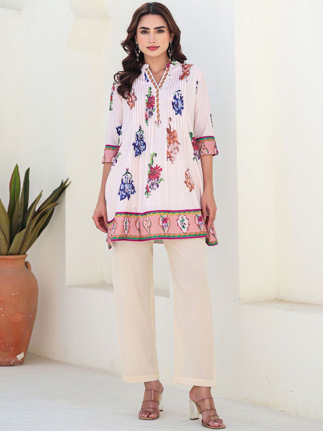 Dhiyona IE Printed Pure Cotton Mandarin Collar Neck A-Line Tunic With Trousers Co-Ords