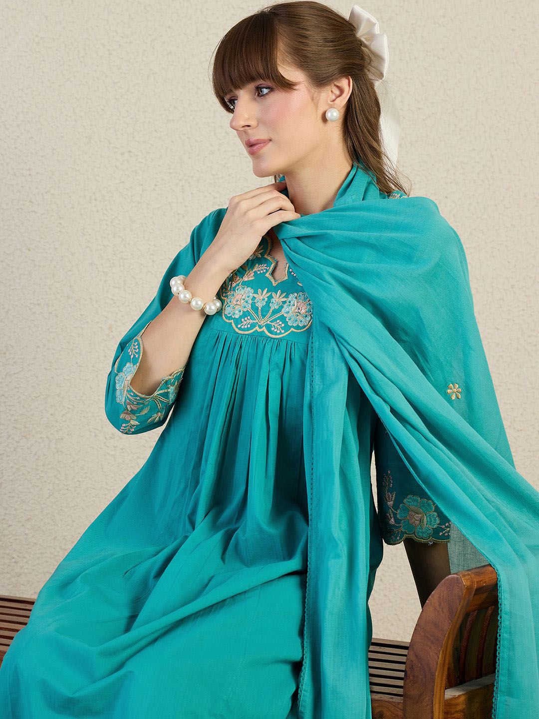 Dhiyona IE Women Embroidered Beads & Stones Pure Cotton Kurta with Trousers & Dupatta