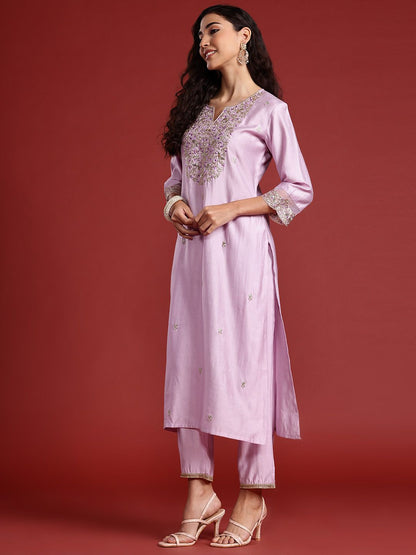 Dhiyona IE Floral Embroidered Liva Kurta With Trousers & Dupatta