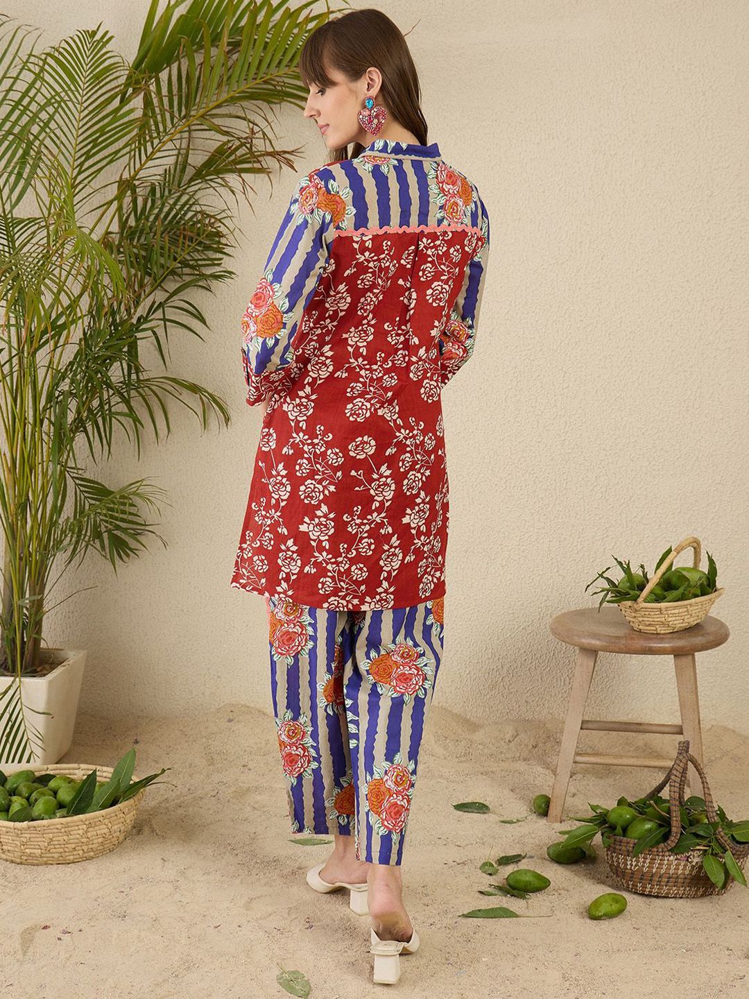 Dhiyona IE Floral Printed Shirt Collar Pure Cotton Straight Kurti & Trousers