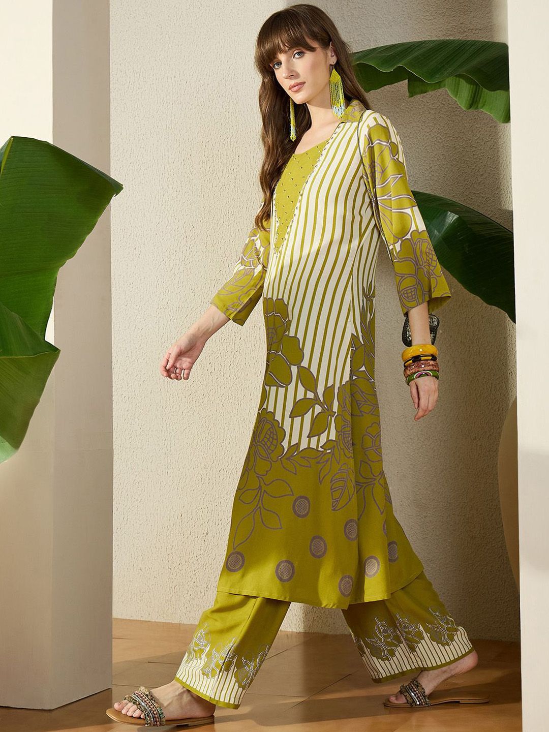 Dhiyona IE Printed Shirt Collar Top With Trouser