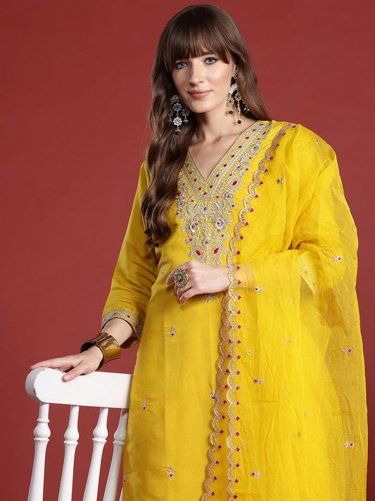 Dhiyona IE Ethnic Motifs Embroidered Sequinned Kurta with Trousers & With Dupatta