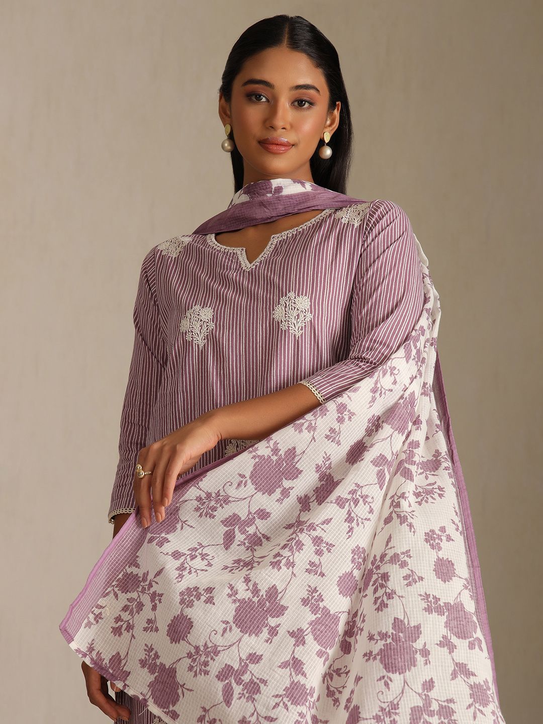 Dhiyona SO Women's Women Striped Regular Thread Work Pure Cotton Kurta Trousers With Dupatta