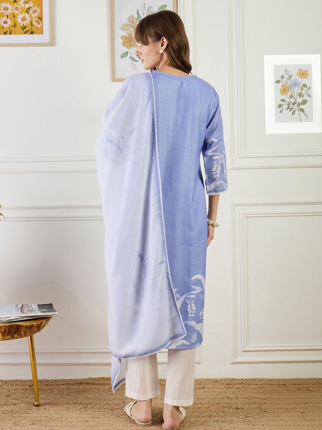 Women Floral Printed Regular Linen Kurta with Trousers & With Dupatta