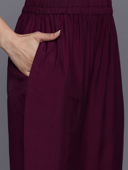 Dhiyona VA Women'sPurple Floral Embroidered Regular Sequinned Kurta With Trouser With Dupatta