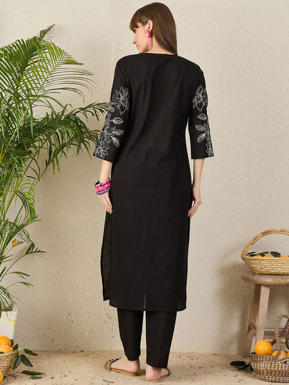 Dhiyona IE Embroidered Straight Pure Cotton Tunic With Trousers