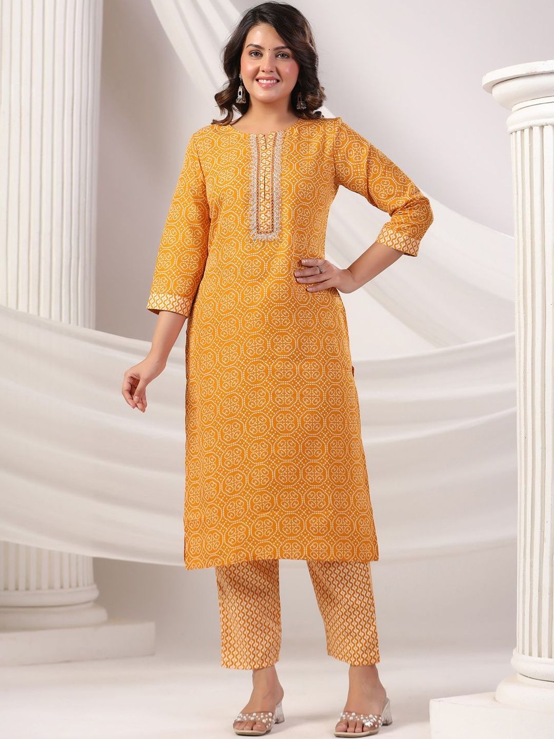 Women Ethnic Motifs Printed Cotton Kurta with Trousers & Dupatta