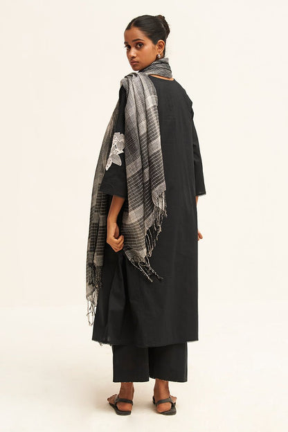 Women's Black Cotton Kurta Set With Pure Linen Woven Dupatta