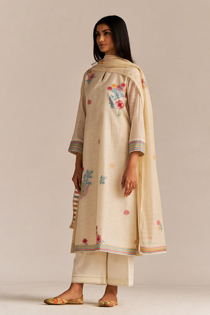 Dhiyona GF Women's Pristine White Woven Kurta Set