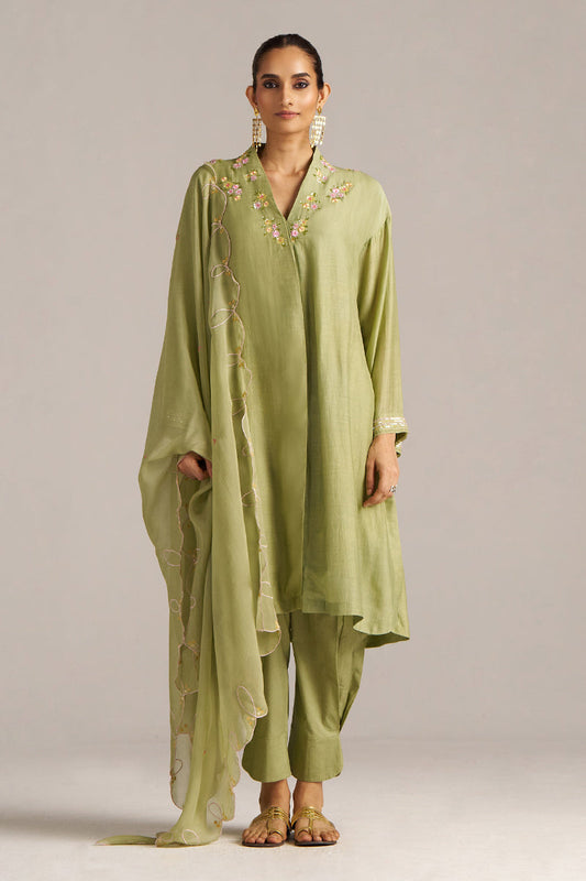 Dhiyona GF Women's Winter Pear Bemberg Silk Festive Kurta Set