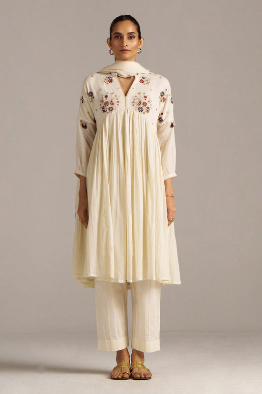 Dhiyona GF Women's Ivory Mul-Cotton Festive Kurta Set
