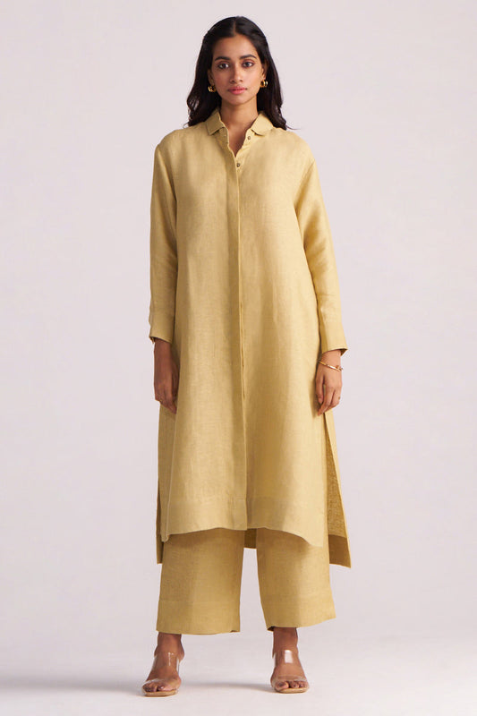 Woman wearing a Fall Leaf Pure Linen Co-ord Set on a white background