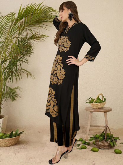 Dhiyona IE Floral Printed Thread Work V-Neck Straight Kurta with Palazzos
