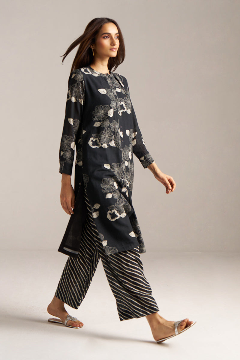 Dhiyona GF black and white linen print co ord set