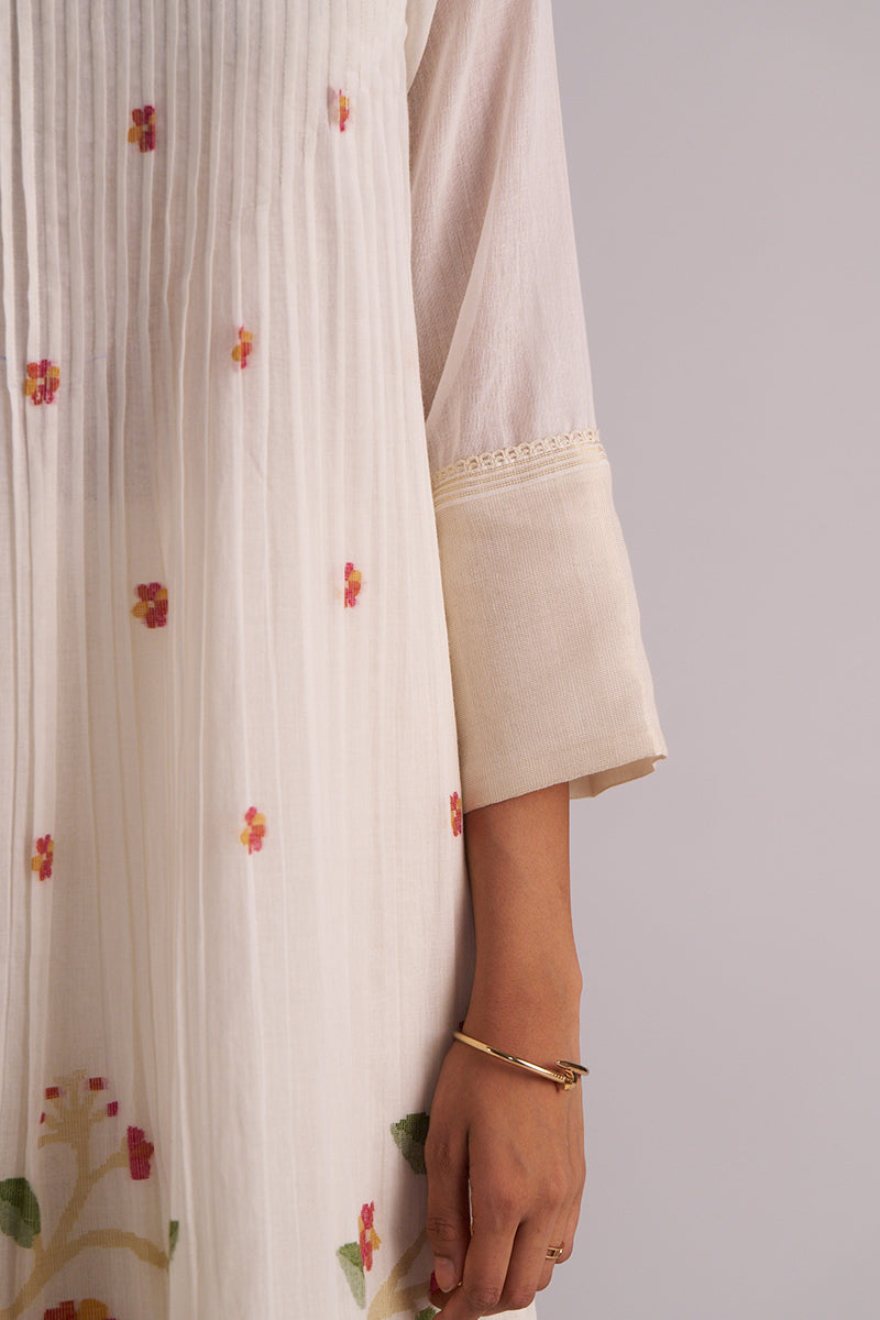Dhiyona GF Women's Ivory Jamdani Woven Pure Cotton Co-ord Set