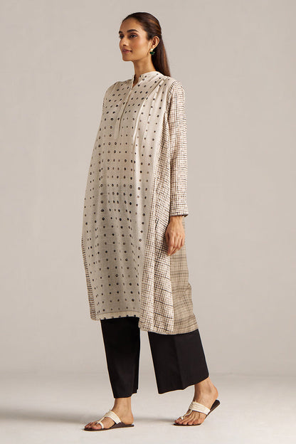 Dhiyona GF Women's Off White and Black Print Linen Co-ord Set