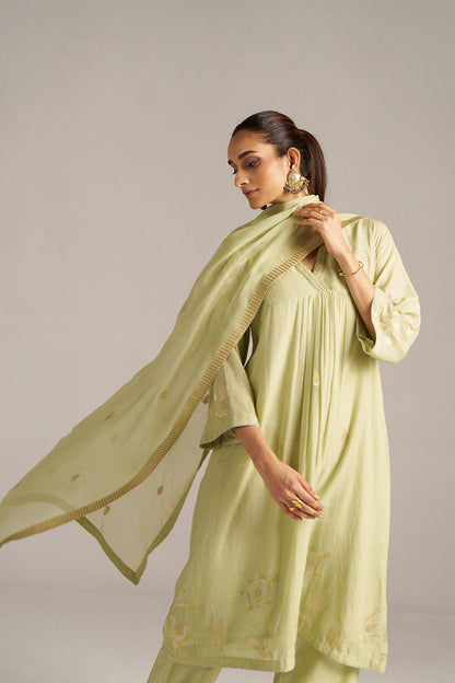 Dhiyona GF Women's Pistachio Woven Mul Cotton Festive Kurta Set