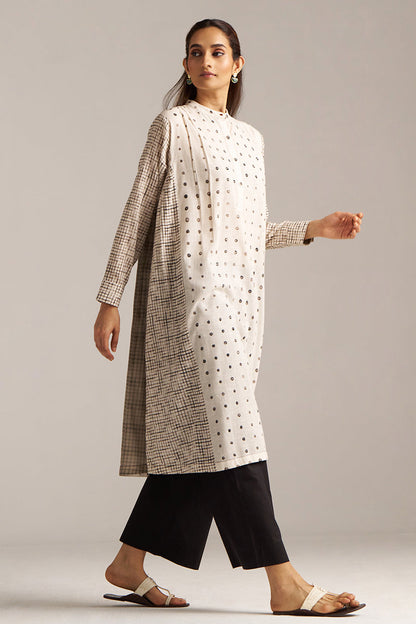 Dhiyona GF Women's Off White and Black Print Linen Co-ord Set