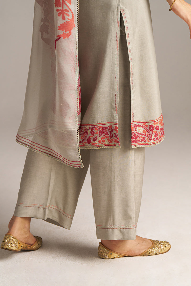 Dhiyona GF Women's Grey Woven Orgenza Kurta Set
