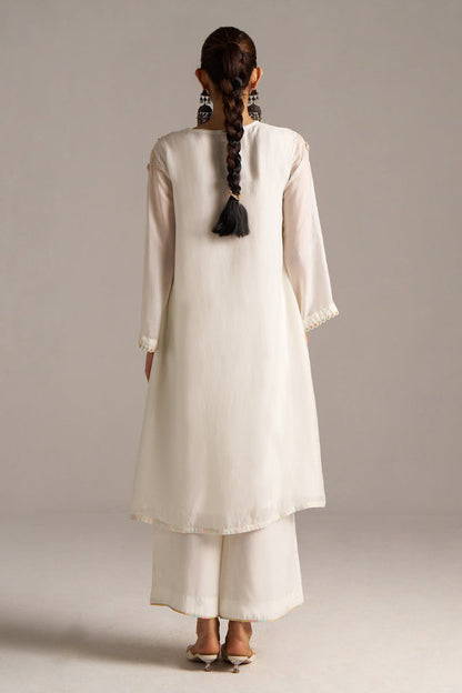 Dhiyona GF Women's Cloud White Bemberg Silk Kurta Set