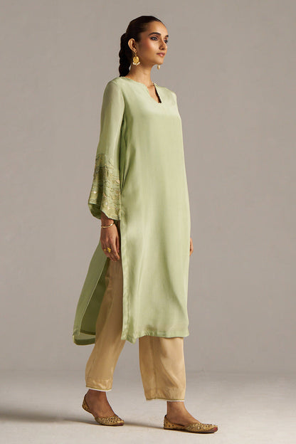 Dhiyona GF Women's Celadon Green And Beige Crepe Silk Co-ord Set