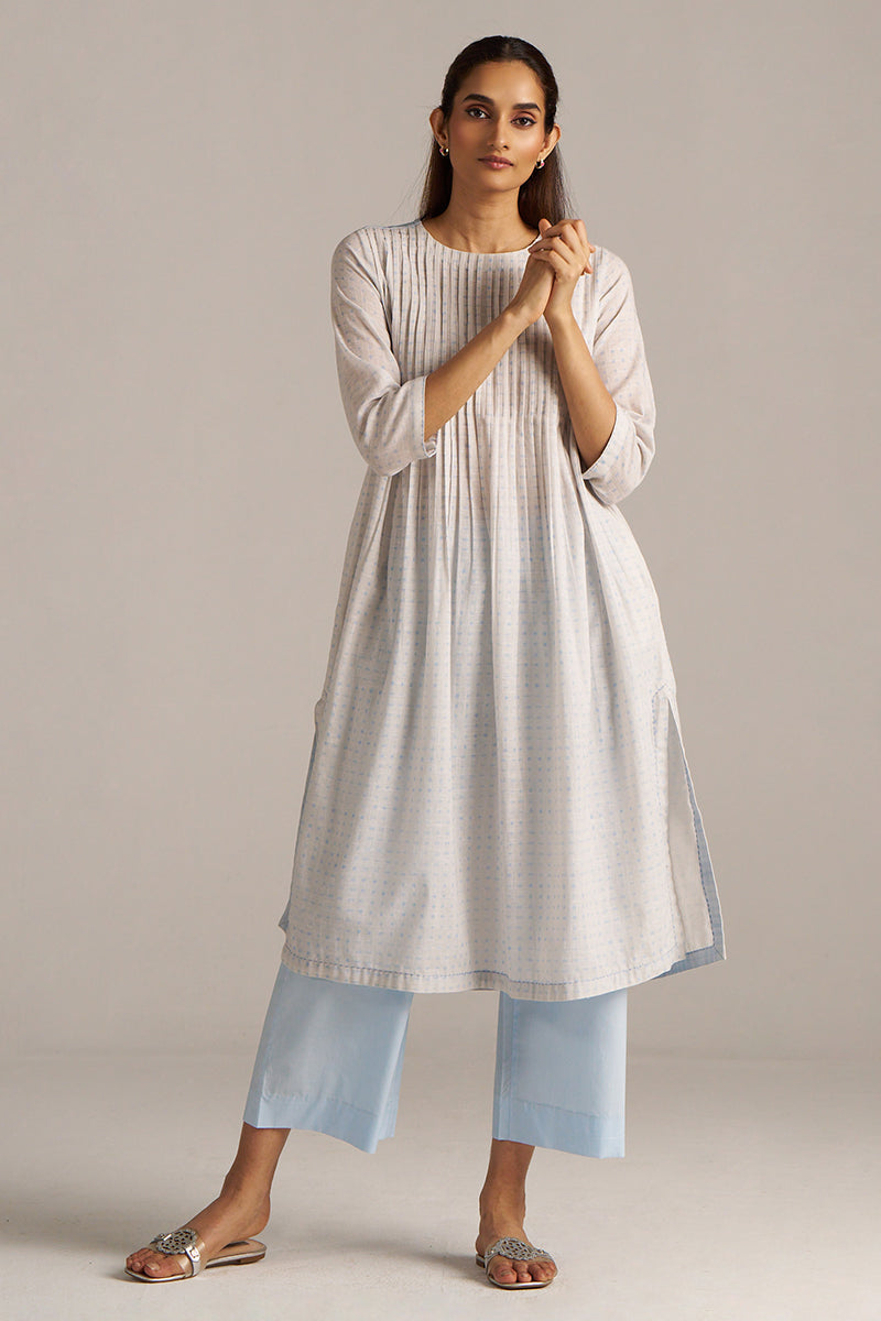 Dhiyona GF Women's Baby Blue and Off-White Dotted Print Co-ord Set