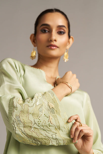 Dhiyona GF Women's Celadon Green And Beige Crepe Silk Co-ord Set