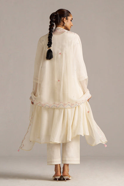 Dhiyona GF Women's Ivory Bemberg Silk Festive Kurta Set