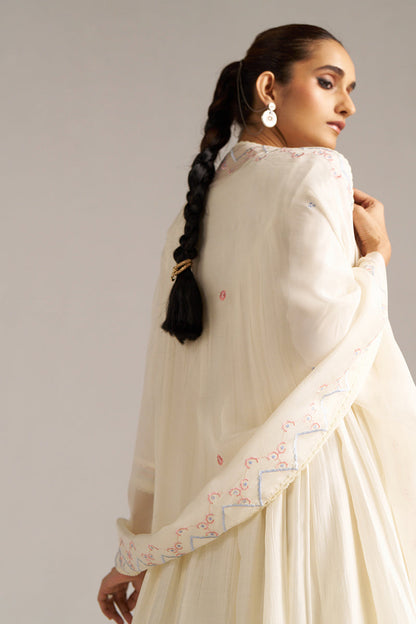 Dhiyona GF Women's Ivory Bemberg Silk Festive Kurta Set