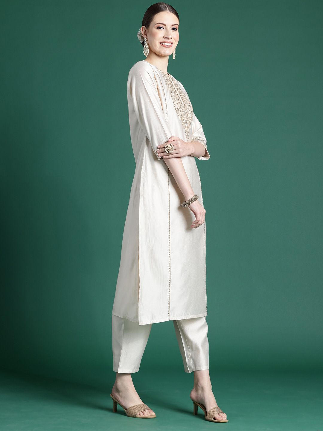 Ethnic Motifs Embroidered Panelled Liva Kurta With Trousers & Dupatta