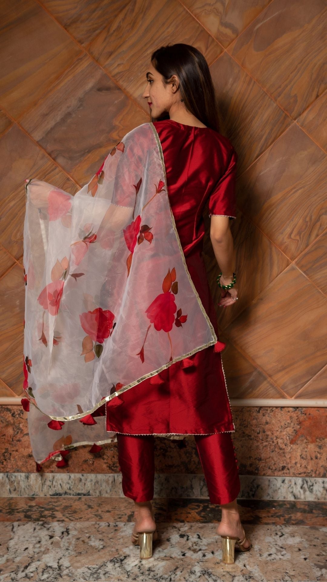 Maroon Phool Taffeta Silk Suit With Digital Print Organza Dupatta Set