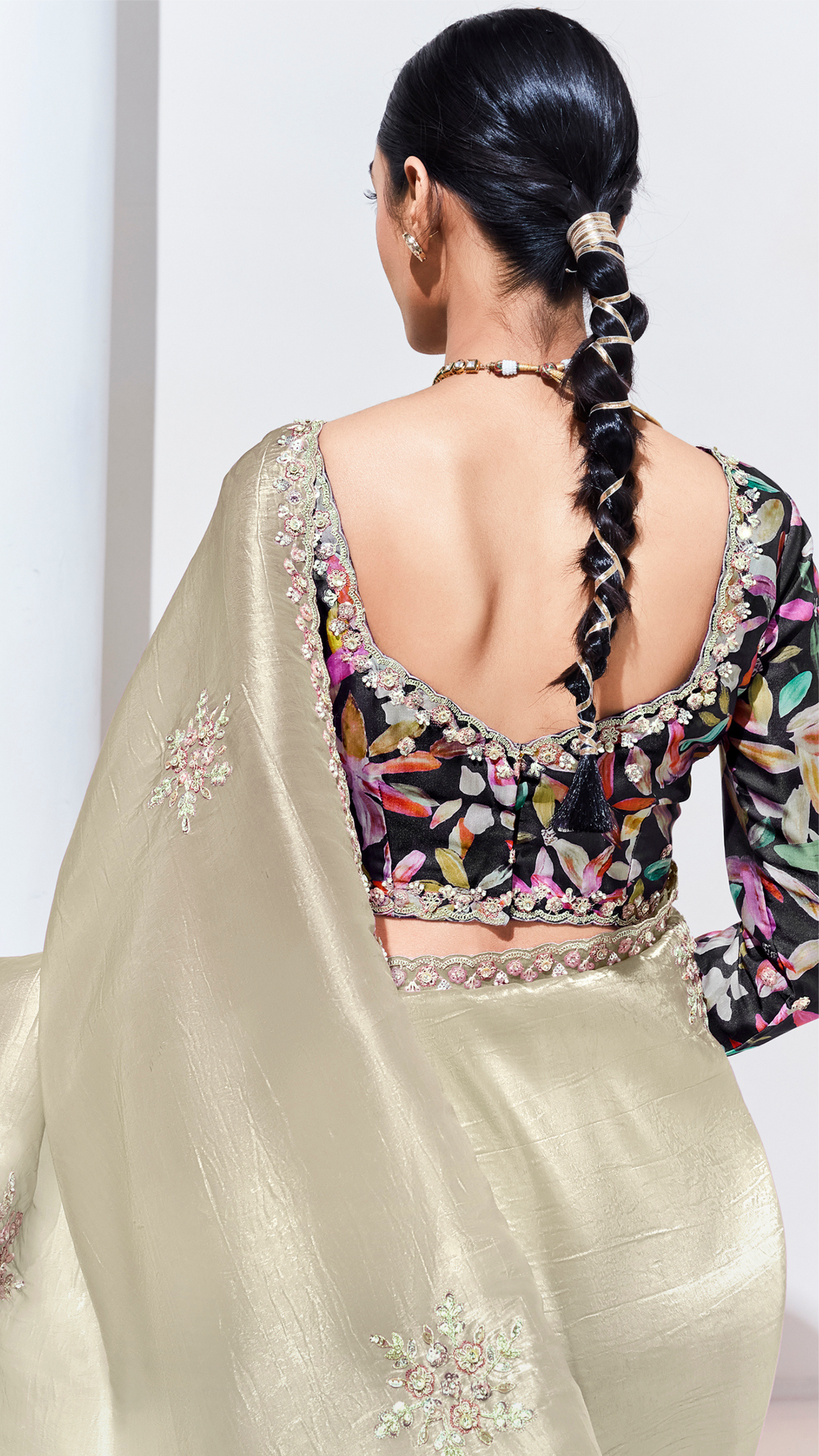 Dhiyona KM Women Beige Pure Tissue Silk Saree With Crushed Texture & Multicolor Floral Print Blouse