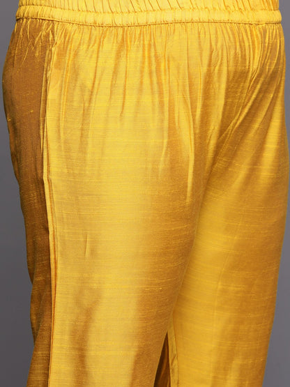 Dhiyona VA Women's Ethnic Motifs Yoke Design Sequinned Plus Size Kurta with Palazzos & Dupatta