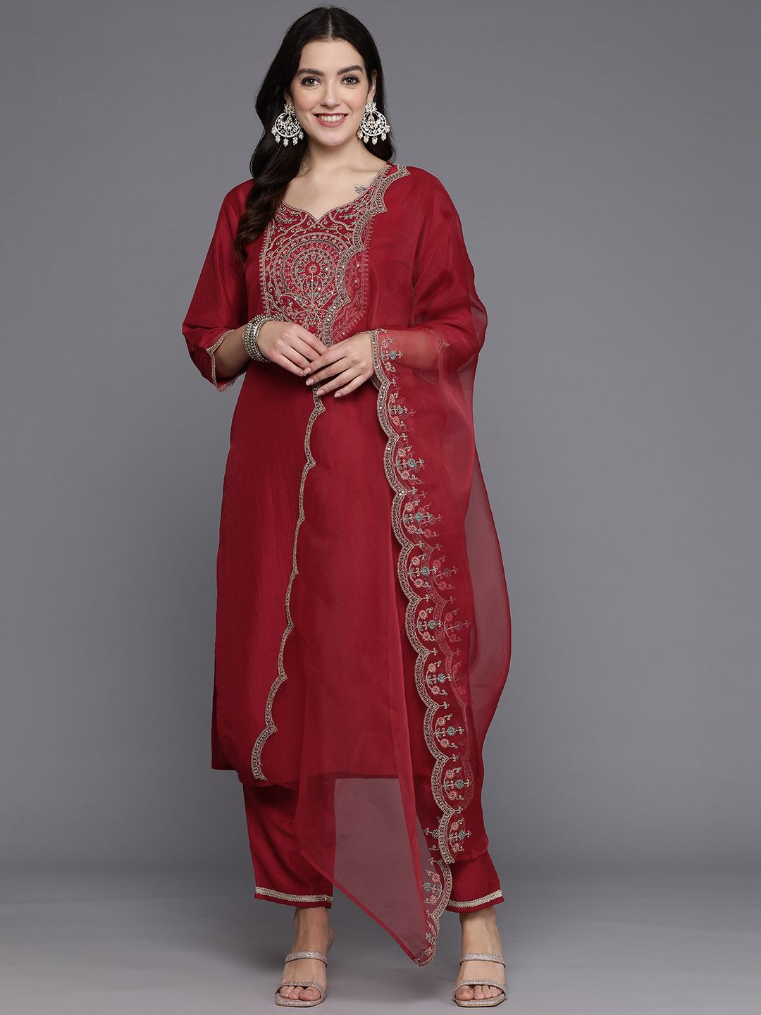 Dhiyona IE Women Floral Yoke Design Regular Kurta with Trousers & With Dupatta
