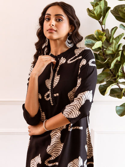 Dhiyona IS Women's Women Ethnic Motifs Printed Regular Kurta with Palazzos